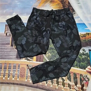 NWOT Boutique Tempo Paris Blue Floral Pants Size Medium